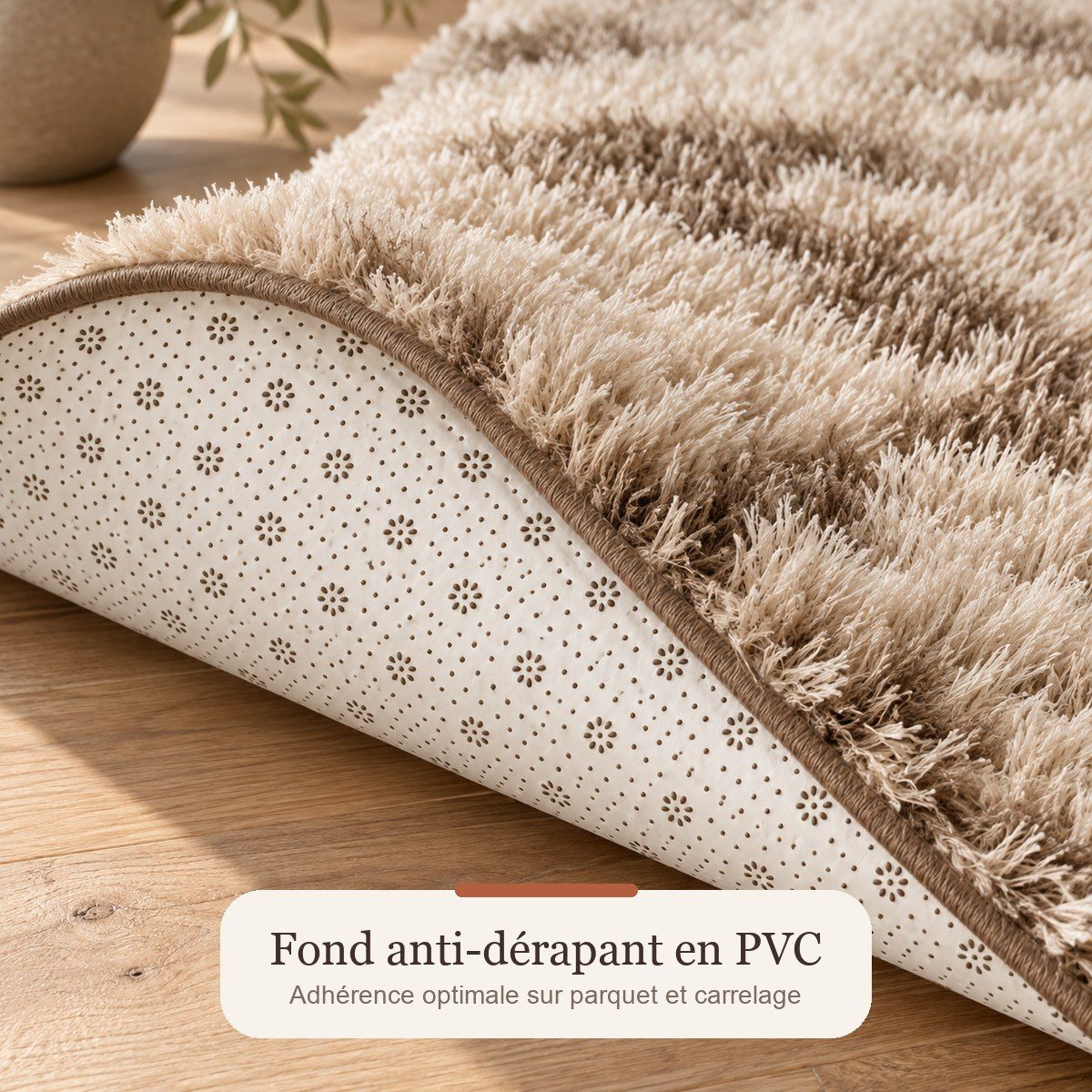 Dos anti-dérapant PVC perforé du tapis Kumo